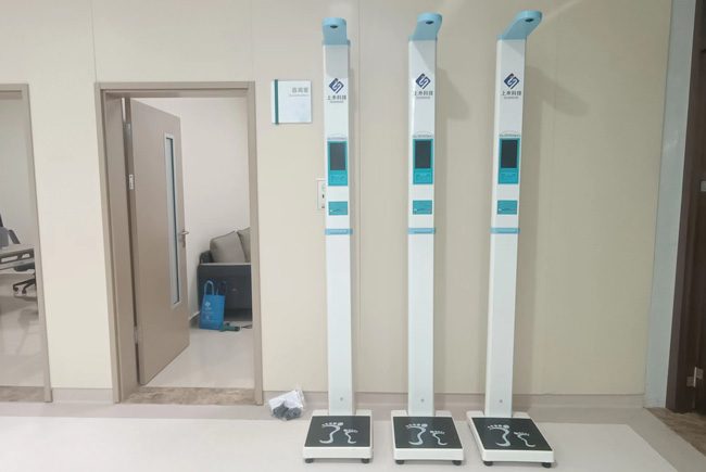 �����������س�