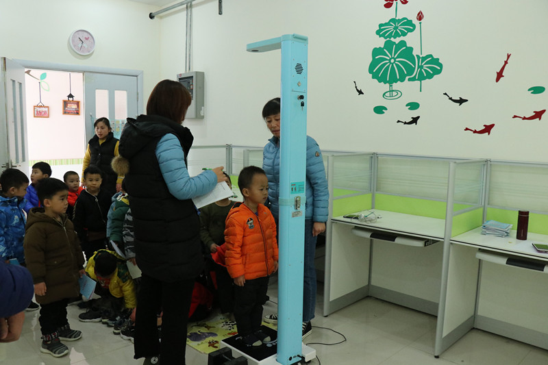 �������س�