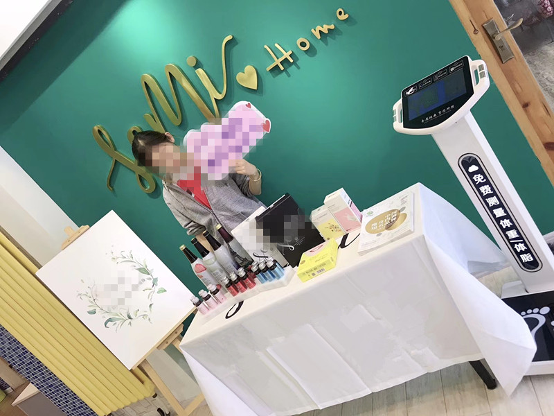 �������س�