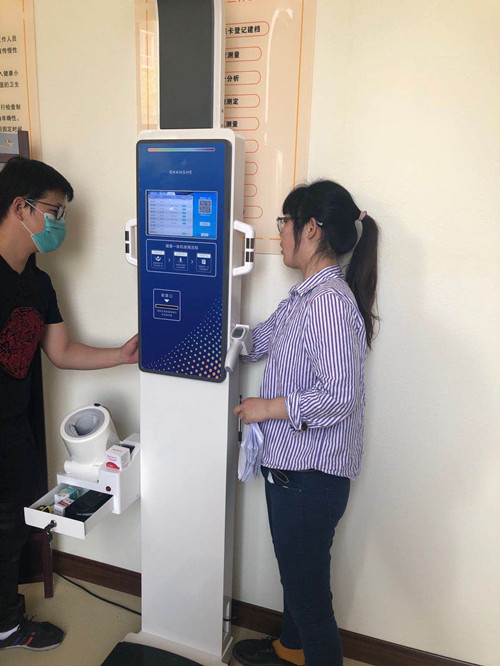 �������س�